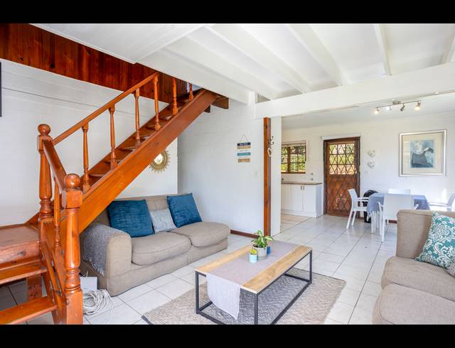 4 BEDROOM HOUSE RENTED IN CAPRI